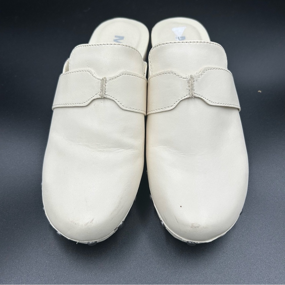 MIA Cream Clogs Sz 6.5 - Picture 2 of 9